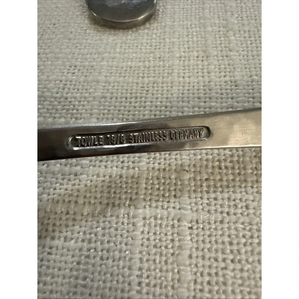 9 - Towle HAMMERSMITH‎ Glossy 18/8 Stainless Germany Flatware Oval Soup Spoons